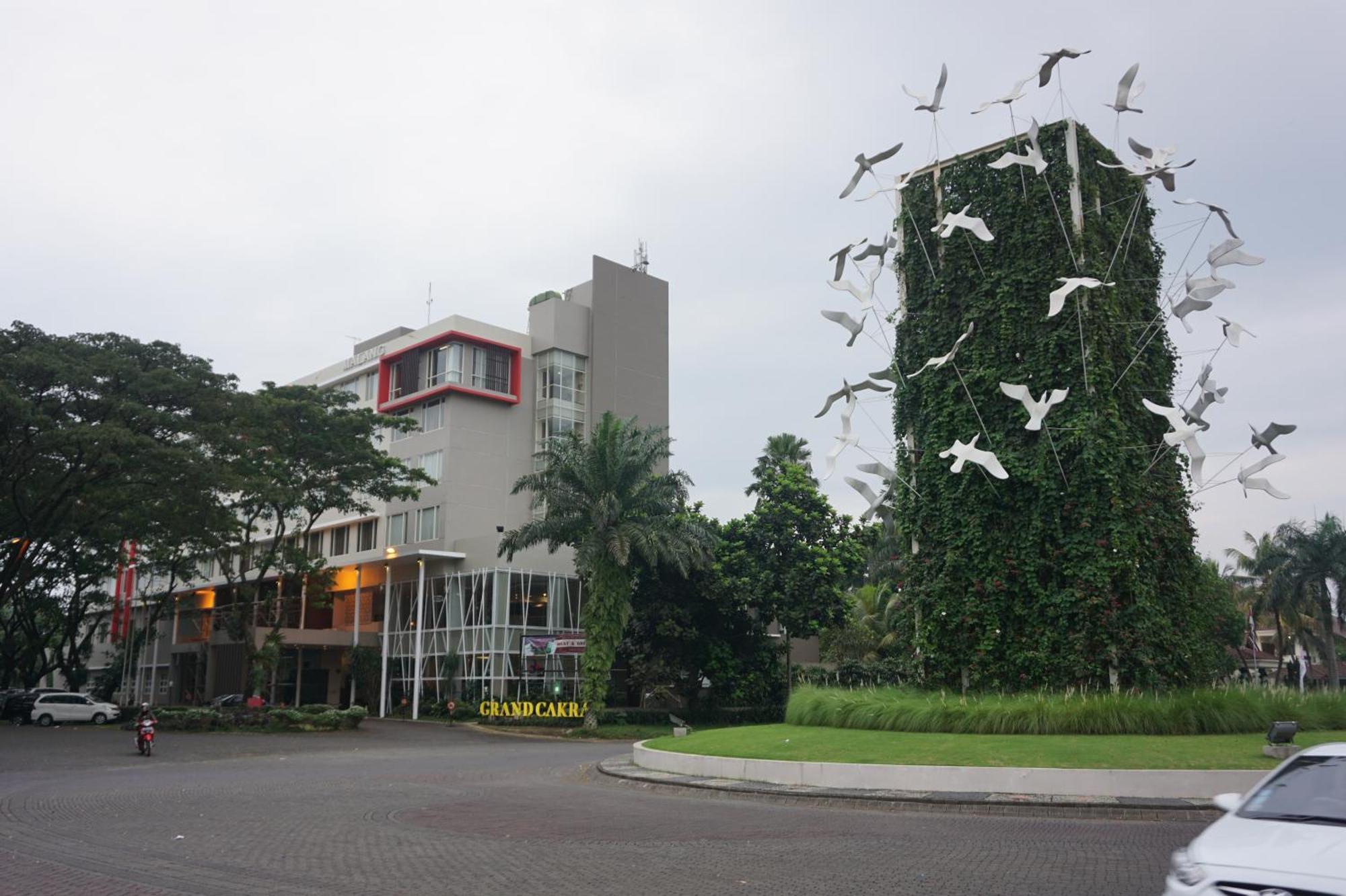 Grand Cakra Hotel Malang Eksteriør bilde