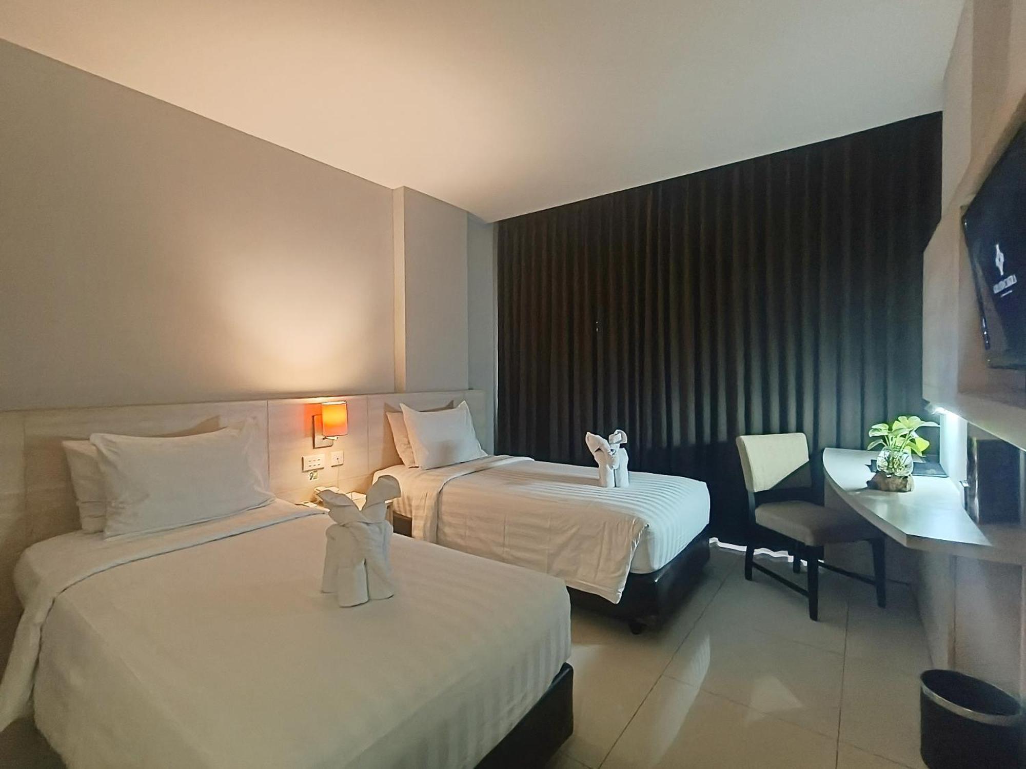 Grand Cakra Hotel Malang Eksteriør bilde
