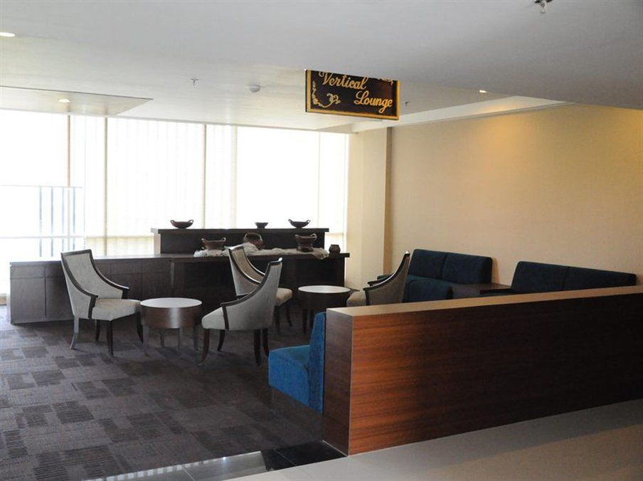Grand Cakra Hotel Malang Eksteriør bilde