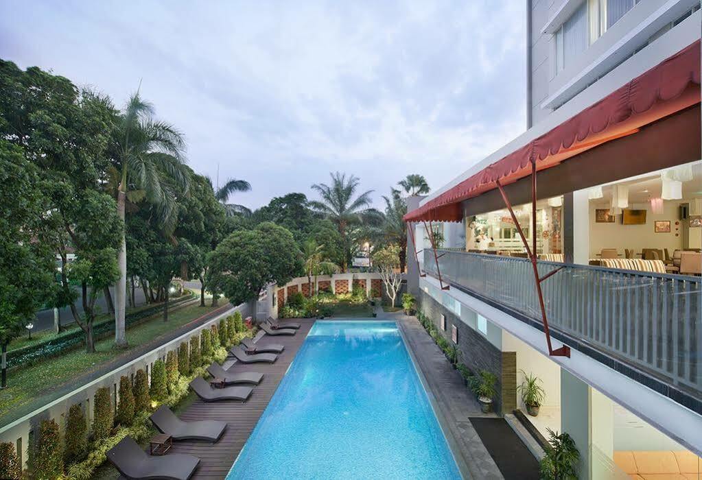 Grand Cakra Hotel Malang Eksteriør bilde