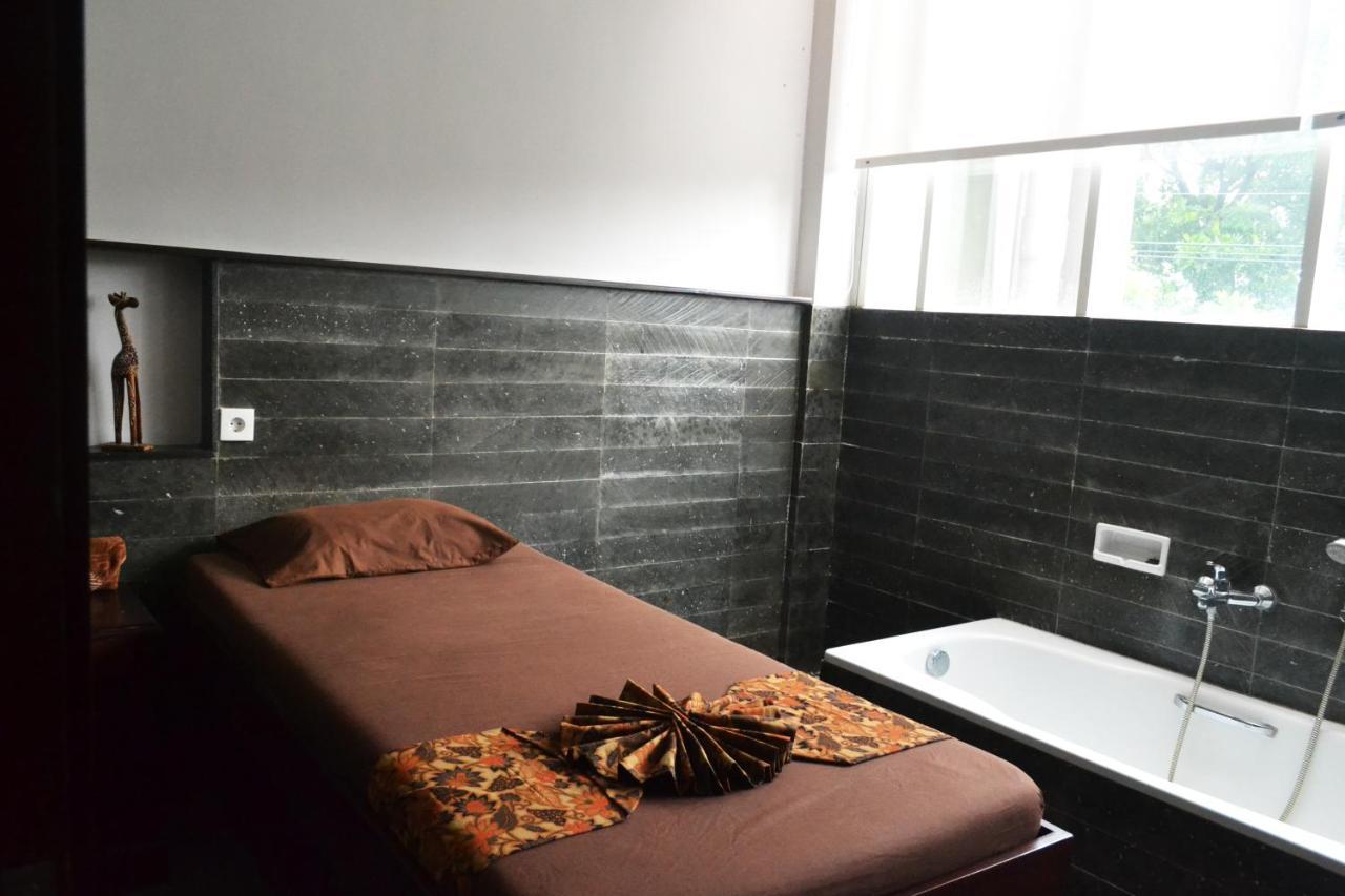 Grand Cakra Hotel Malang Eksteriør bilde